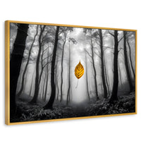 Cuadros Decorativos Canvas Revolution | Hoja En Silencio | Rectangular | Portada | Marco Dorado