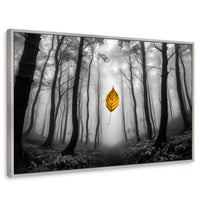 Cuadros Decorativos Canvas Revolution | Hoja En Silencio | Rectangular | Portada | Marco Plateado