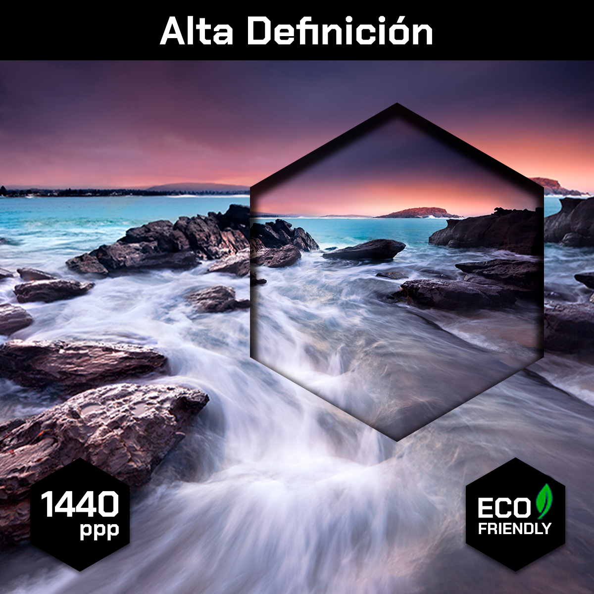 Playa Y Roca Al Amanecer