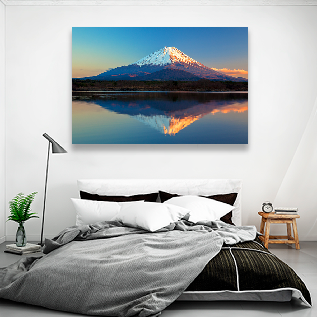 Fuji Sobre Lago
