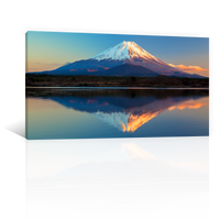 Fuji Sobre Lago