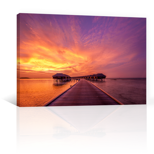 Playa Con Muelle Madera