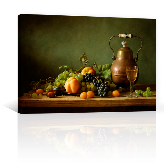Frutas Y Laton Sobre Mesa